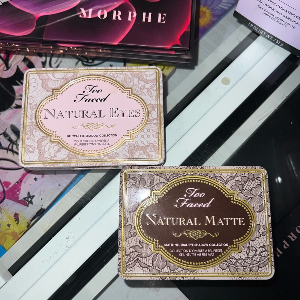 Too Faced Natural Eyes Palette - Shimmering Golds and Browns - Picture 2 of 2